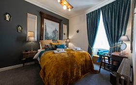 The Jeffrey Street Retreat